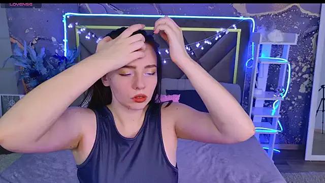 Moon__Bunny from StripChat is Freechat