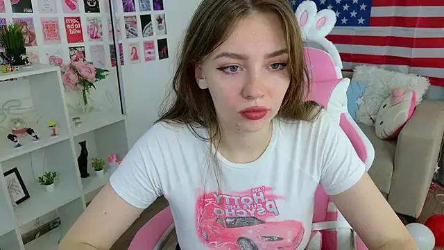 Explore our live girls sluts from our Custom and Multi clubs and checkout exclusive access to highly interactive content, such as shape, hair, titties, pussy type and many more.
