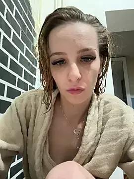 Explore our live girls sluts from our Custom and Multi clubs and checkout exclusive access to highly interactive content, such as shape, hair, titties, pussy type and many more.