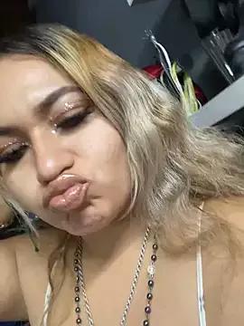 mooniebarbie1 from StripChat