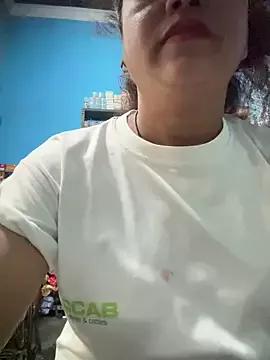 Moonlight_pooja from StripChat