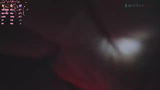 moonliiiight1 from StripChat