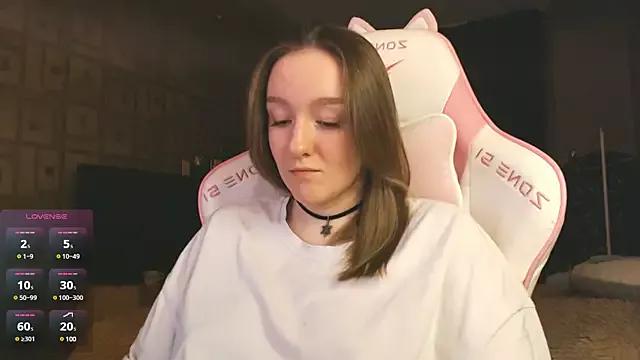 MoonlishSiren from StripChat