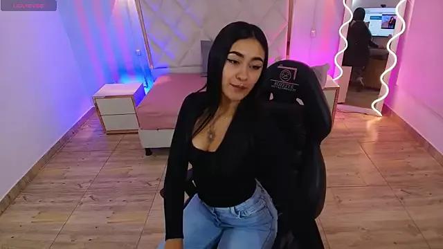 Moonshine_tay from StripChat
