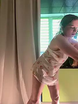 Explore our live girls sluts from our Custom and Multi clubs and checkout exclusive access to highly interactive content, such as shape, hair, titties, pussy type and many more.