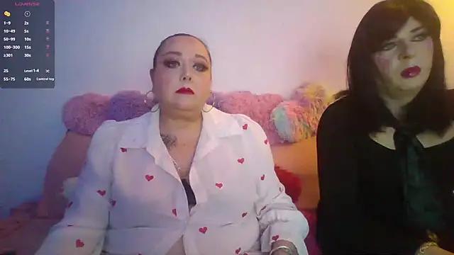 Explore our live girls sluts from our Custom and Multi clubs and checkout exclusive access to highly interactive content, such as shape, hair, titties, pussy type and many more.