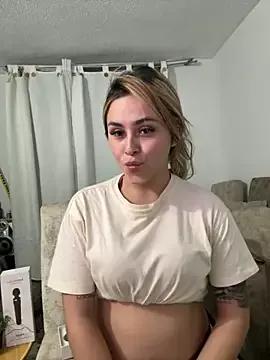 Explore our live girls sluts from our Custom and Multi clubs and checkout exclusive access to highly interactive content, such as shape, hair, titties, pussy type and many more.