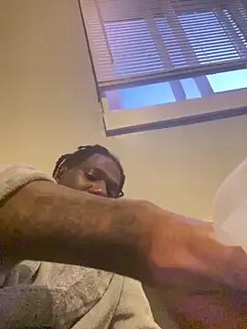 MosesWorld33 webcams show profile image 