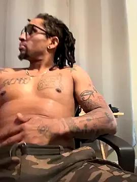 Photos of MrDLlongcrippler10inch from StripChat is Freechat