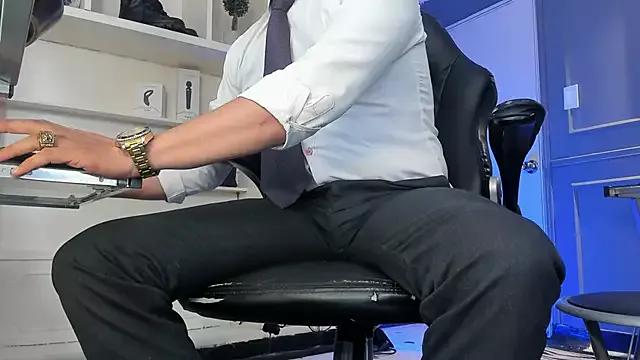 MrFrank_tattoo from StripChat