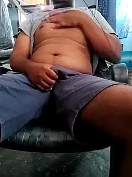 mrshine from StripChat is Freechat