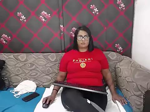 Mssquirty87 from StripChat is Freechat