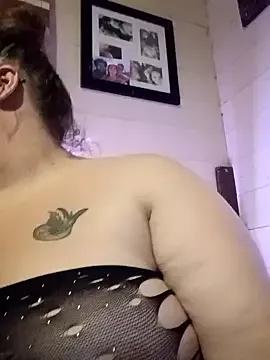 MsWetWetJones from StripChat is Freechat