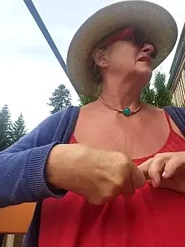 MucMilf59 from StripChat