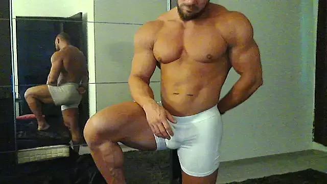 Muscularkevin webcams show profile image 