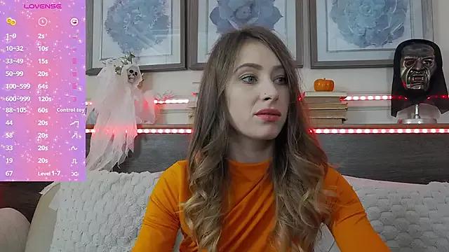 Explore our live girls sluts from our Custom and Multi clubs and checkout exclusive access to highly interactive content, such as shape, hair, titties, pussy type and many more.