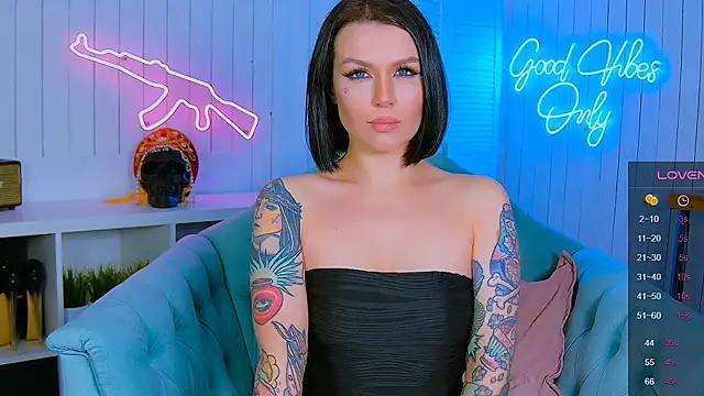 Explore our live girls sluts from our Custom and Multi clubs and checkout exclusive access to highly interactive content, such as shape, hair, titties, pussy type and many more.