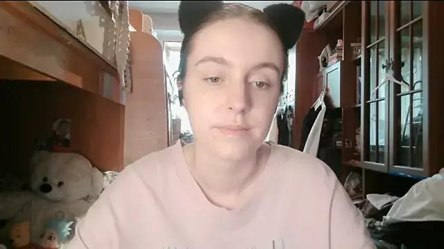 MyhappyEllen from StripChat is Freechat