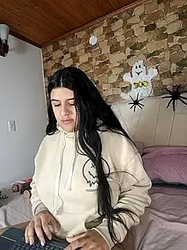 Naaoomii1 from StripChat