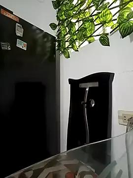 Naaoomii1 webcams show profile image 