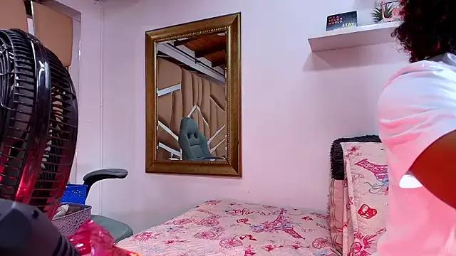 naia_blessed from StripChat