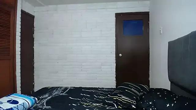 Naia_Stant from StripChat