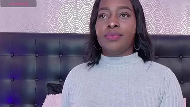 Photos of NaiaraMasson_ from StripChat is Freechat