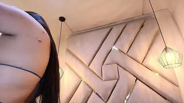 nalalye_cruzz_ from StripChat