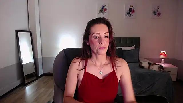 Explore our live girls sluts from our Custom and Multi clubs and checkout exclusive access to highly interactive content, such as shape, hair, titties, pussy type and many more.