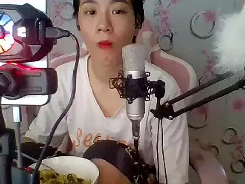 Nana-68 from StripChat