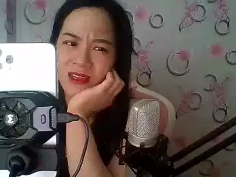 Nana-68 from StripChat