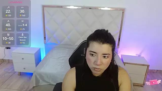 NANAKY_TAY from StripChat