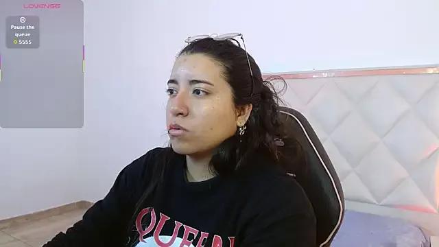 NANAKY_TAY from StripChat