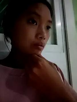 nanalinh from StripChat is Freechat