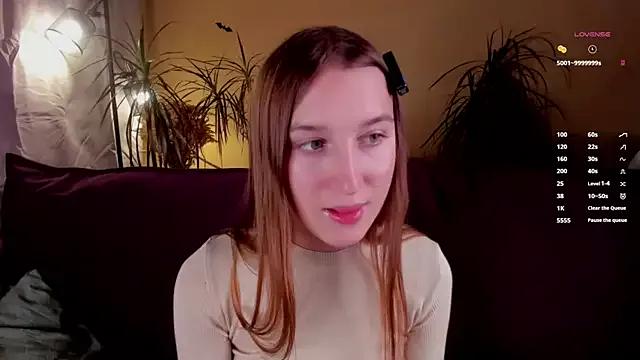 NanaMertins from StripChat