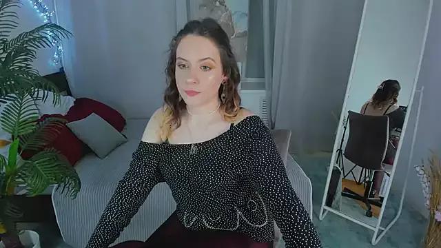 Explore our live girls sluts from our Custom and Multi clubs and checkout exclusive access to highly interactive content, such as shape, hair, titties, pussy type and many more.