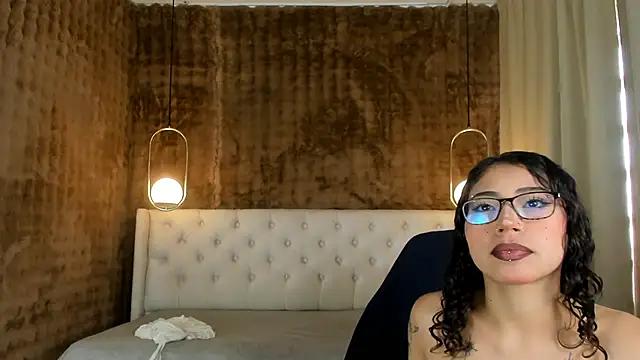 nanii_velvett from StripChat