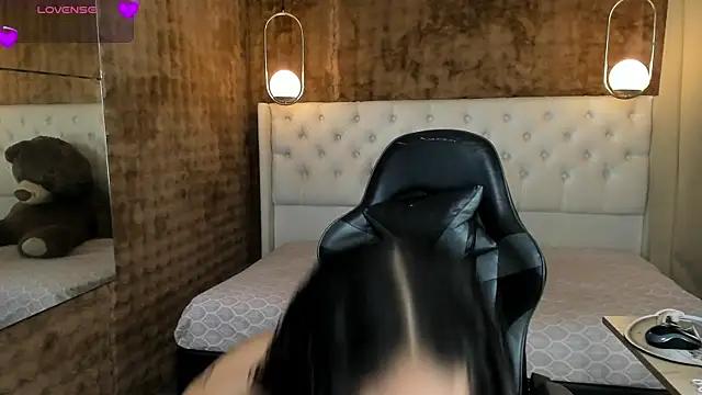 nanii_velvett from StripChat