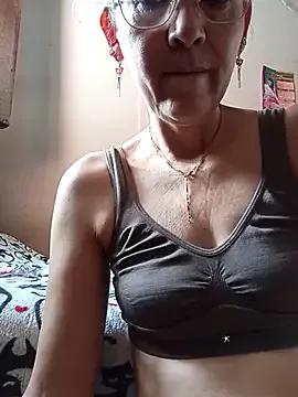 NanitaFun from StripChat