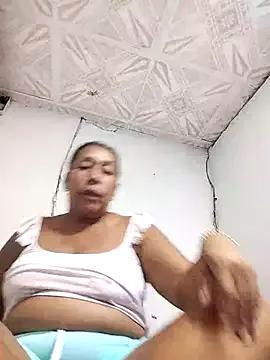 Naomi-Mature from StripChat is Freechat