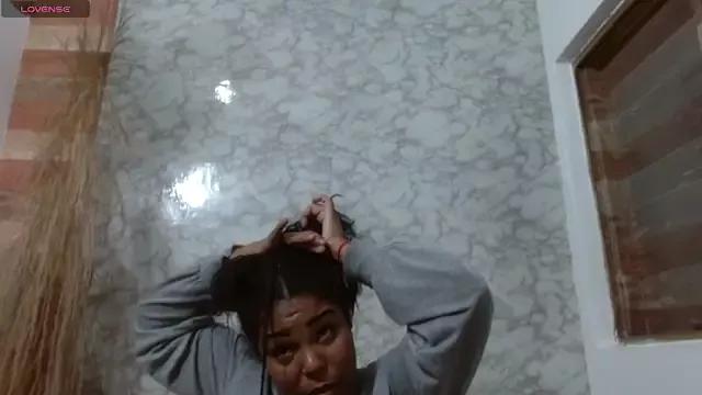 naomi_campbel_ from StripChat is Freechat