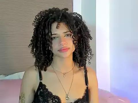 Explore our live girls sluts from our Custom and Multi clubs and checkout exclusive access to highly interactive content, such as shape, hair, titties, pussy type and many more.