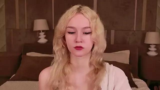 Explore our live girls sluts from our Custom and Multi clubs and checkout exclusive access to highly interactive content, such as shape, hair, titties, pussy type and many more.