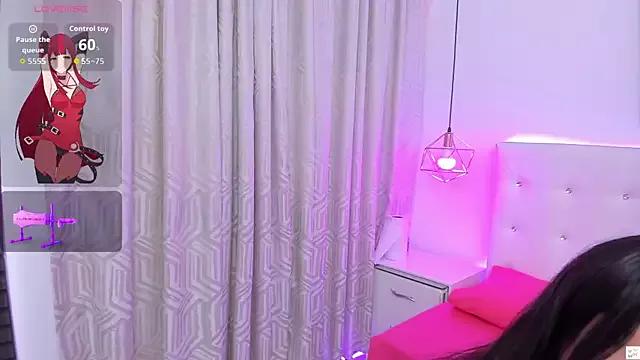 Explore our live girls sluts from our Custom and Multi clubs and checkout exclusive access to highly interactive content, such as shape, hair, titties, pussy type and many more.