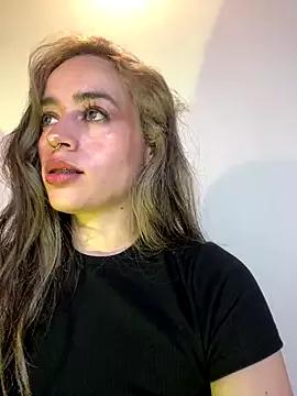 Natalia_Suarez from StripChat