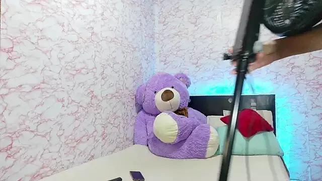 NataliaAr- from StripChat