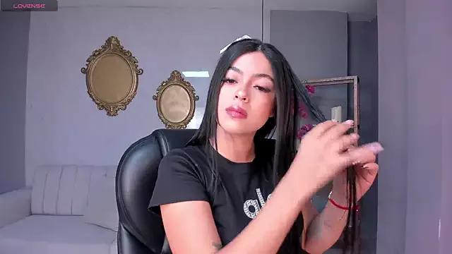 NataliaGaret from StripChat is Freechat