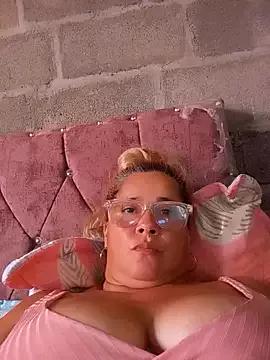 natally_ross21 from StripChat