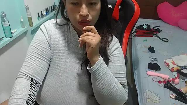 NatalySexxxMilk from StripChat is Freechat