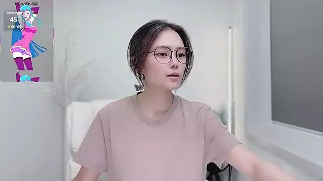 Natasha2025 from StripChat